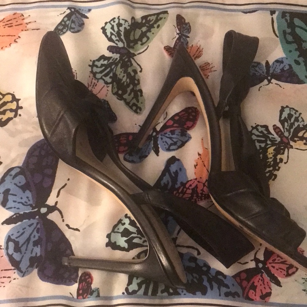 Nine West 7 1/2 black heeled sandals; stylish and classy!